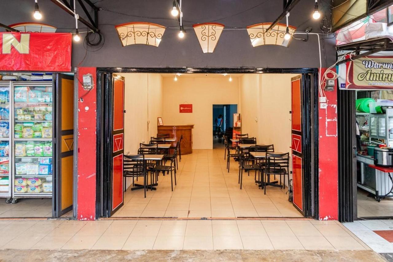 Reddoorz Syariah @ Jalan Setiabudi Medan 3 Eksteriør bilde