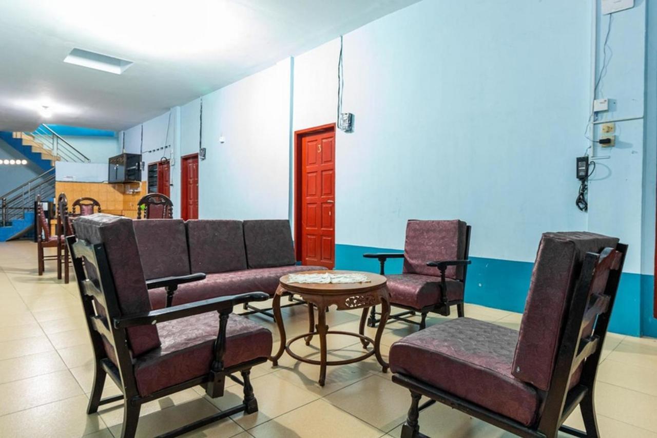 Reddoorz Syariah @ Jalan Setiabudi Medan 3 Eksteriør bilde