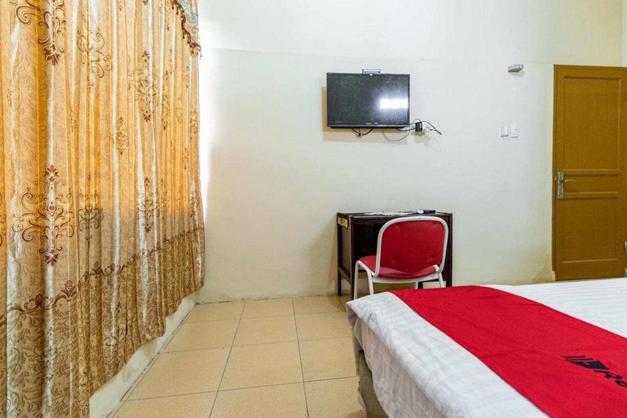 Reddoorz Syariah @ Jalan Setiabudi Medan 3 Eksteriør bilde